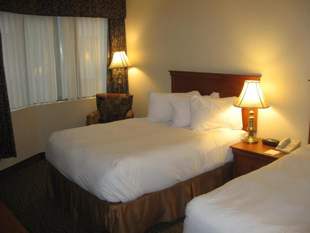 Double Room Two Double Beds Non-Smoking