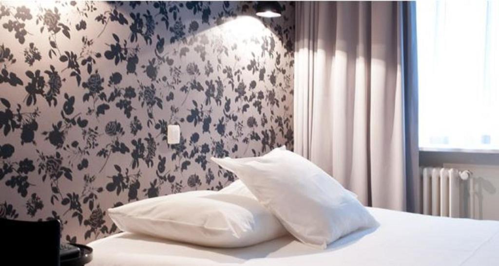 Quarto Duplo
