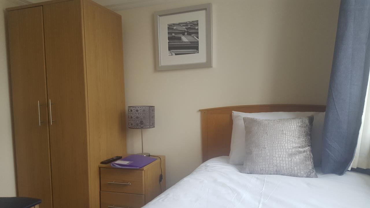 Budget Single Room