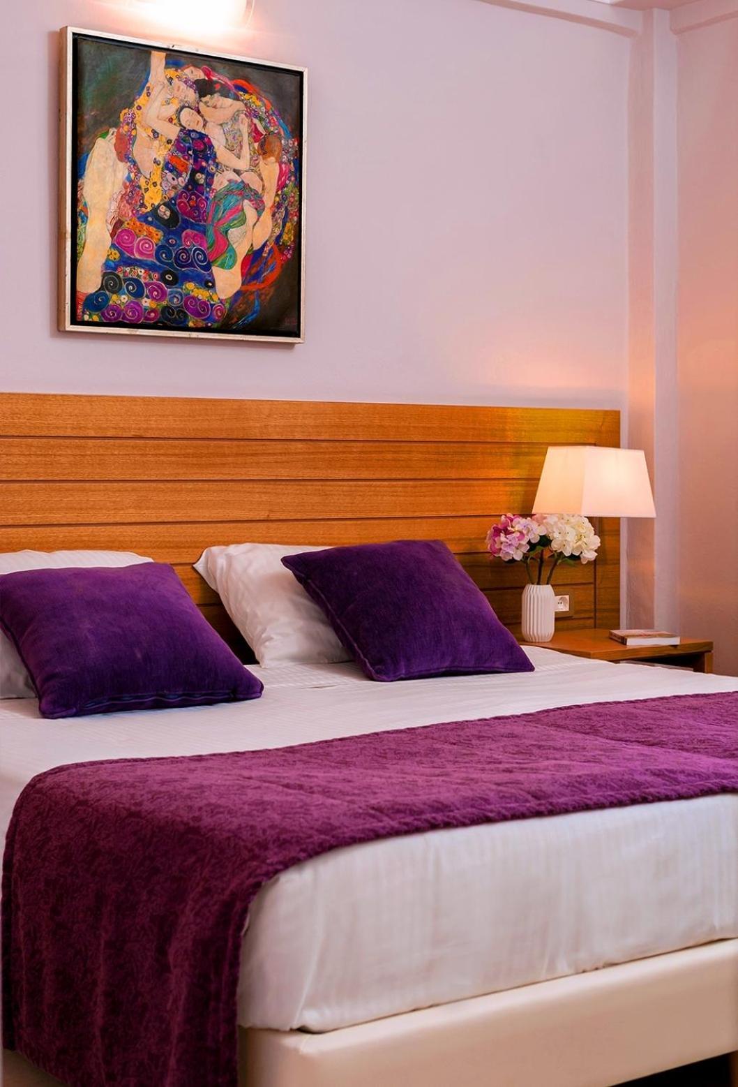 Double Room Pool or Garden View