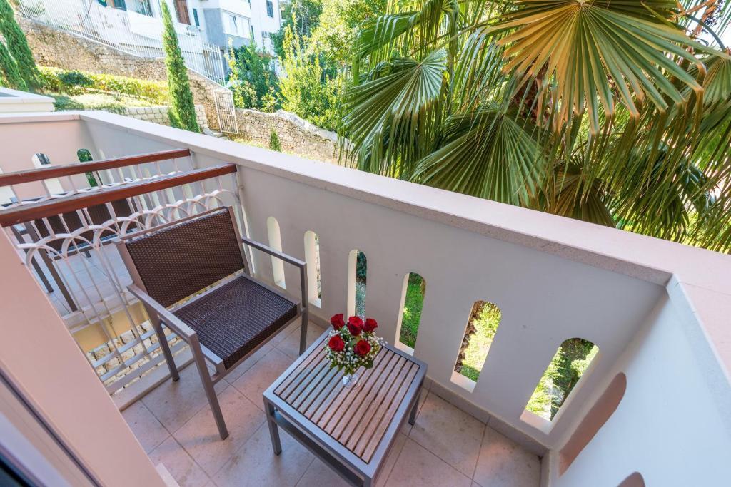 Classic Double or Twin Room Balcony