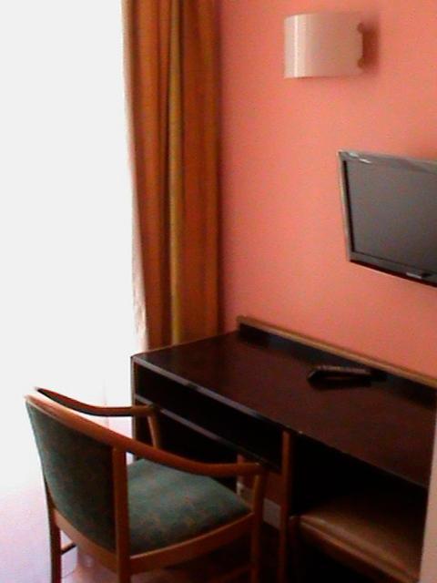 Single Room,70986833:JPEG
