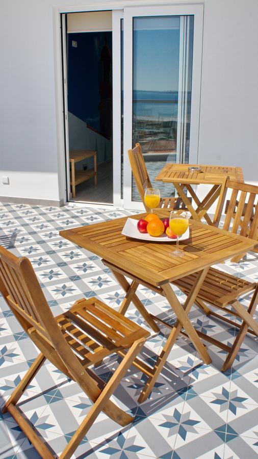 Double Room Shared Balcony Sea View