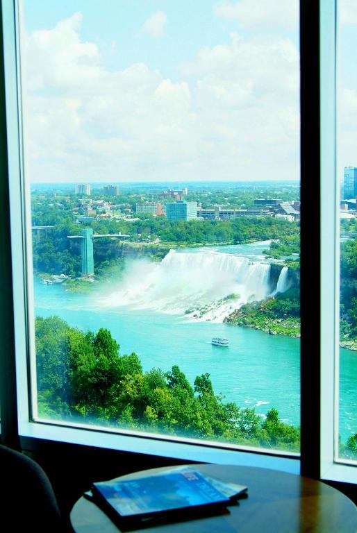 Camera Premium Tower con 2 Letti Queen-Size e Vista Cascate