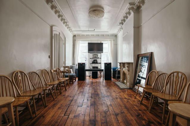 Standard Queen Room