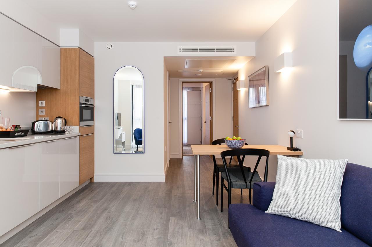 Superior One-Bedroom Apartment