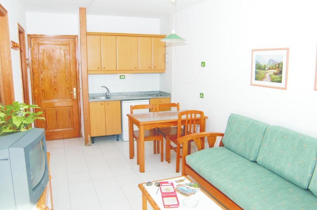 One-Bedroom Standard Apartment