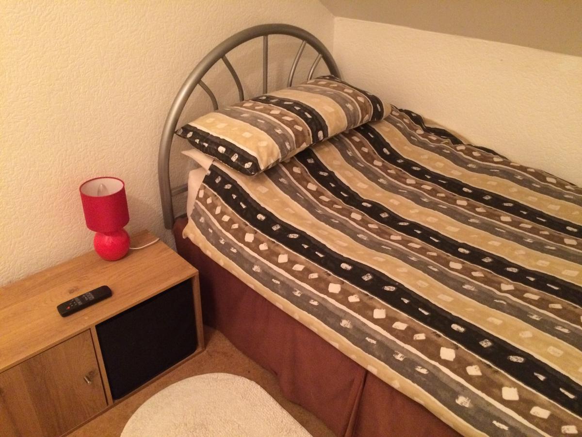 Standard Single Room,640114467:JPEG