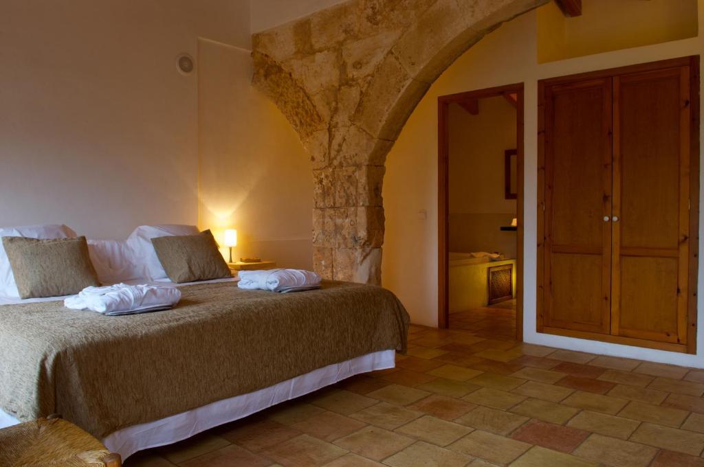 Double or Twin Room Terrace