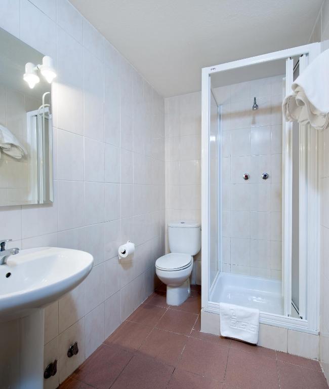 Double or Twin Room,63125932:JPEG