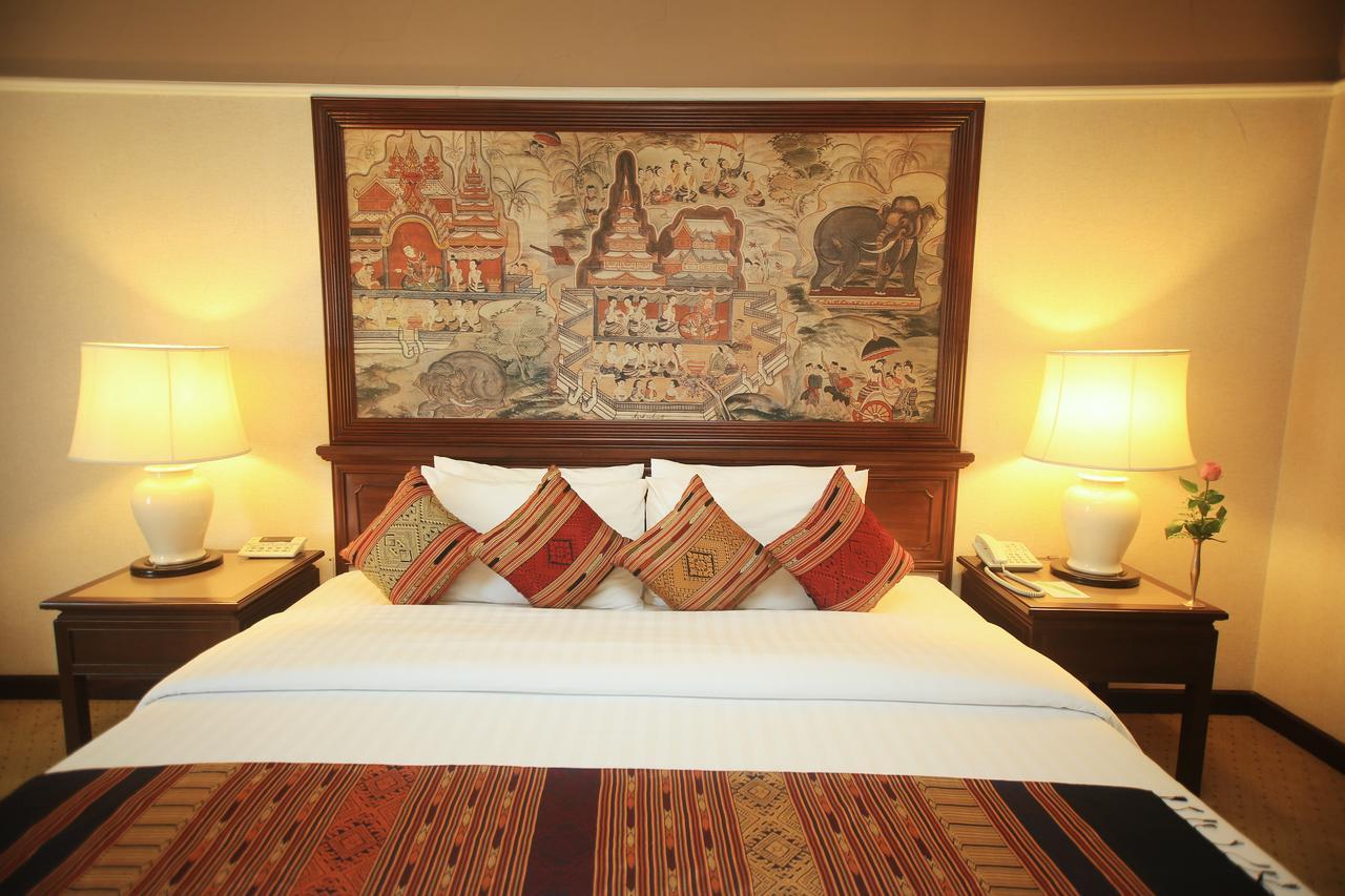 Deluxe Double or Twin Room,631123203:JPEG