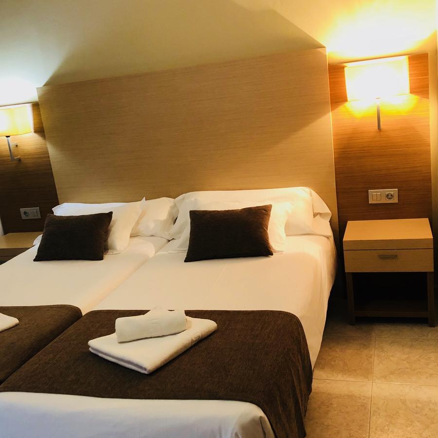 Twin Room,631640709:JPEG