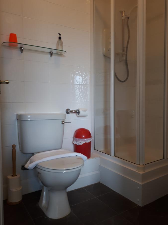 Double Room En Suite Bathroom Second Floor
