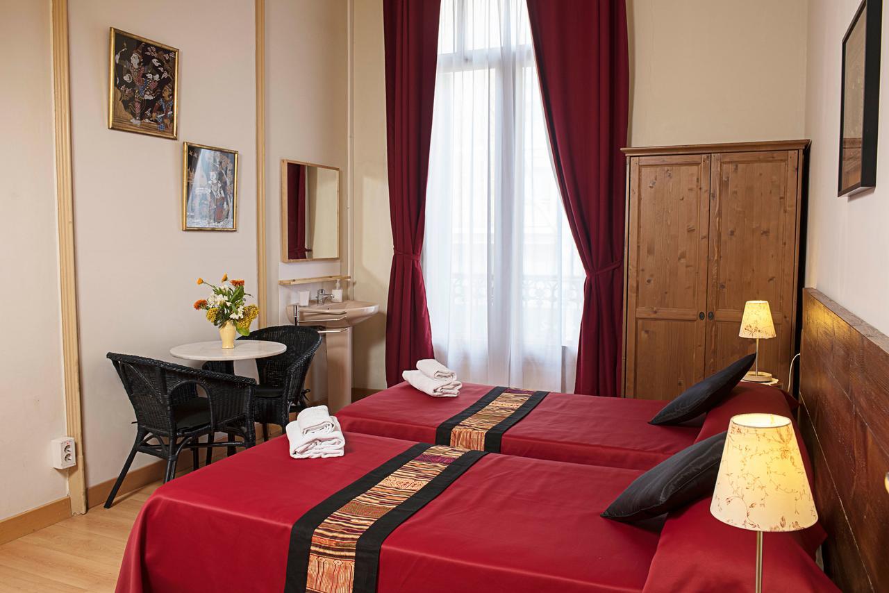 Double or Twin Room Balcony