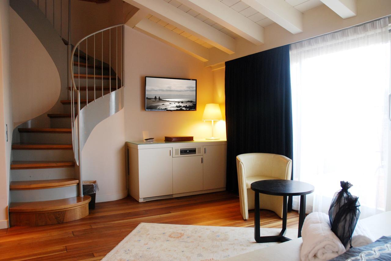 Prestige Room Lake View Split level