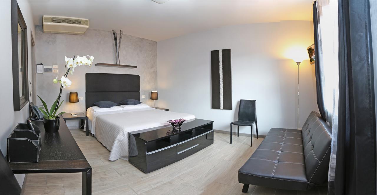 Double Room Kitchenette