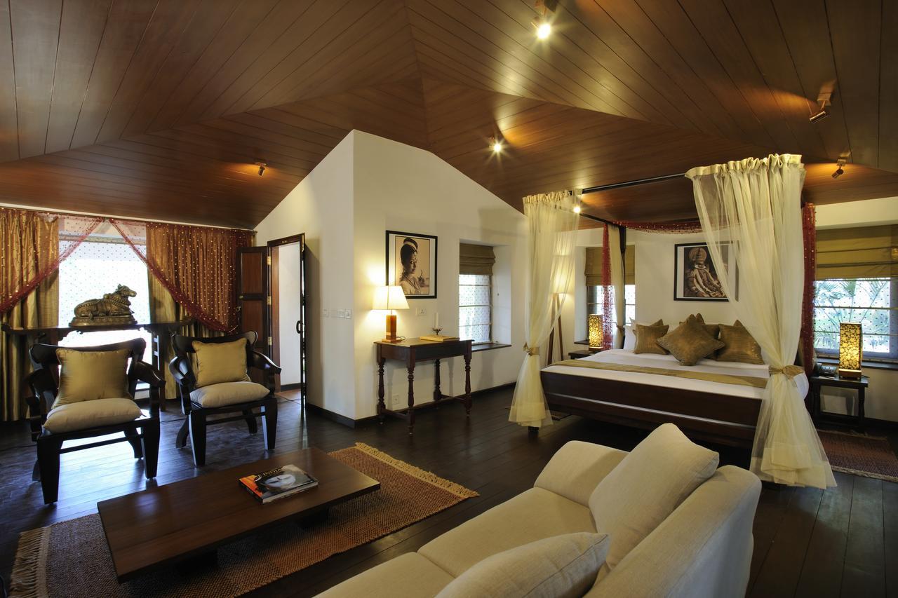 Bungalow Banyan Tree