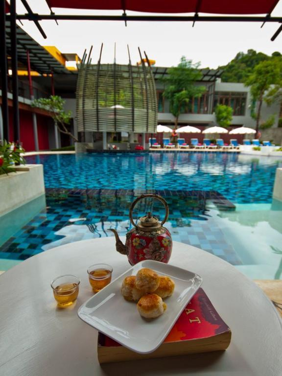 Chambre Double ou Lits Jumeaux de Luxe avec Accès Piscine