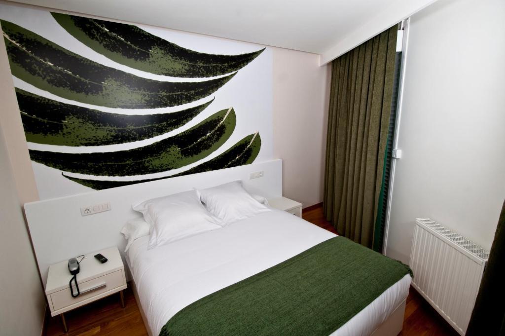 Quarto Superior com Cama de Casal ou 2 de Solteiro