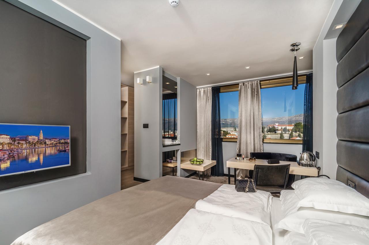 Suite City View
