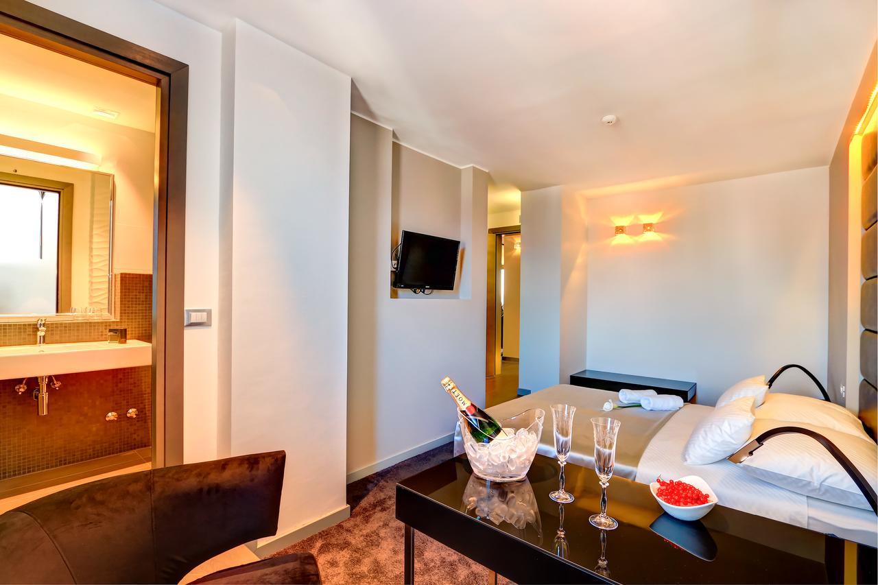Superior Double Room City View