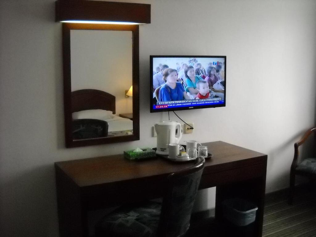 Standard Double or Twin Room,72085187:JPEG