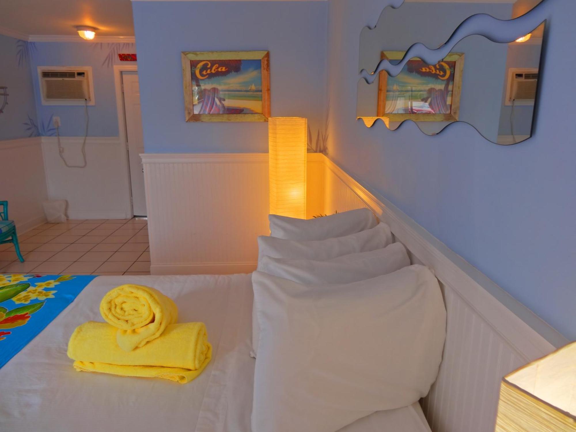 Room Two Double Beds
