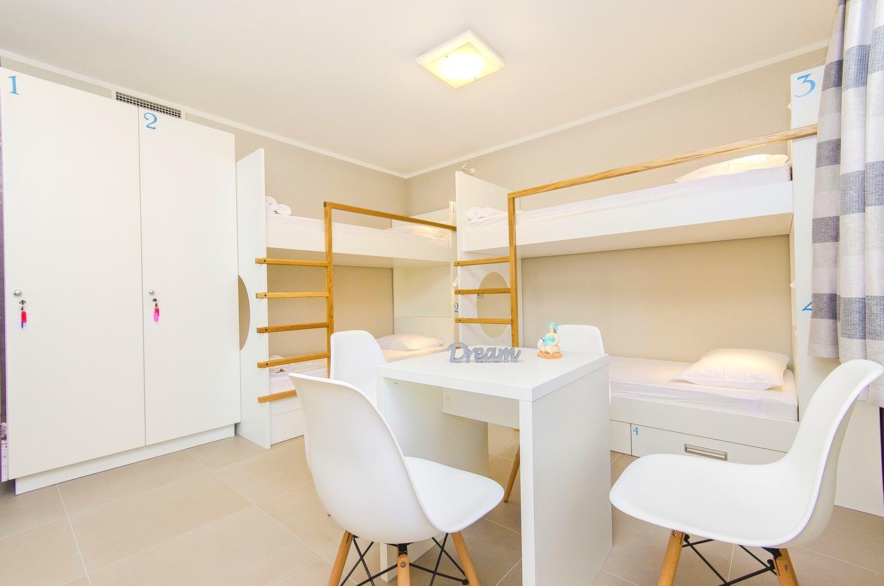 Bed 4-Bed Dormitory Room Private Bathroom