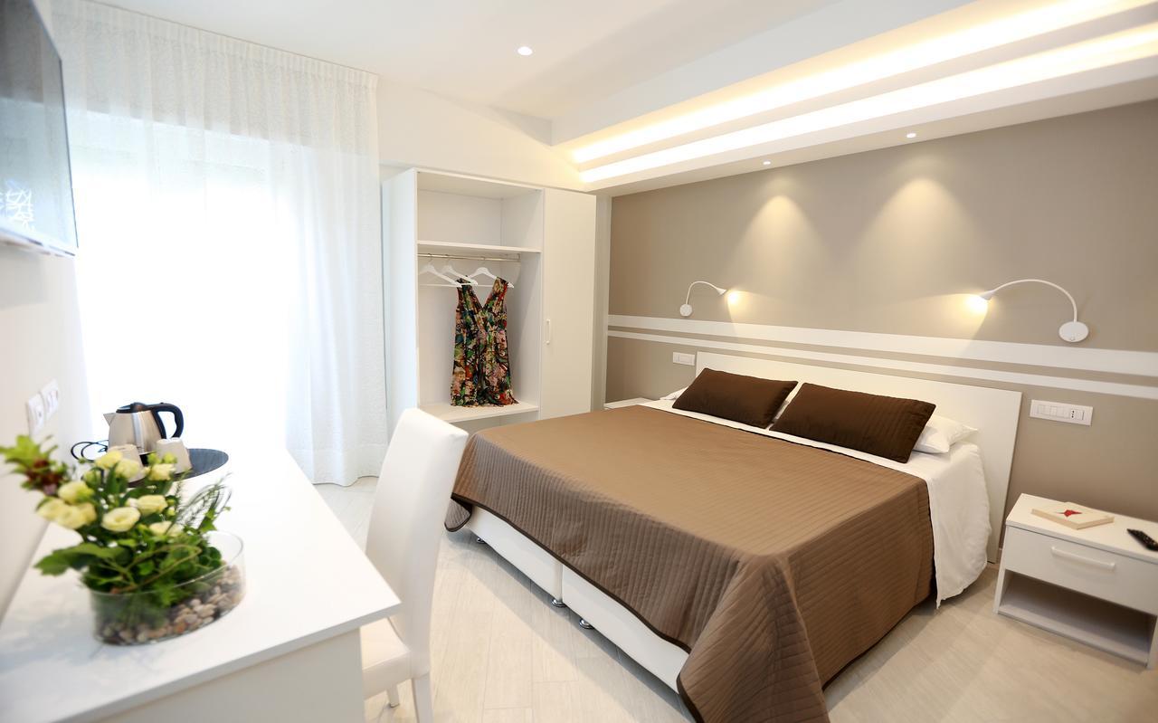 Double or Twin Room Balcony