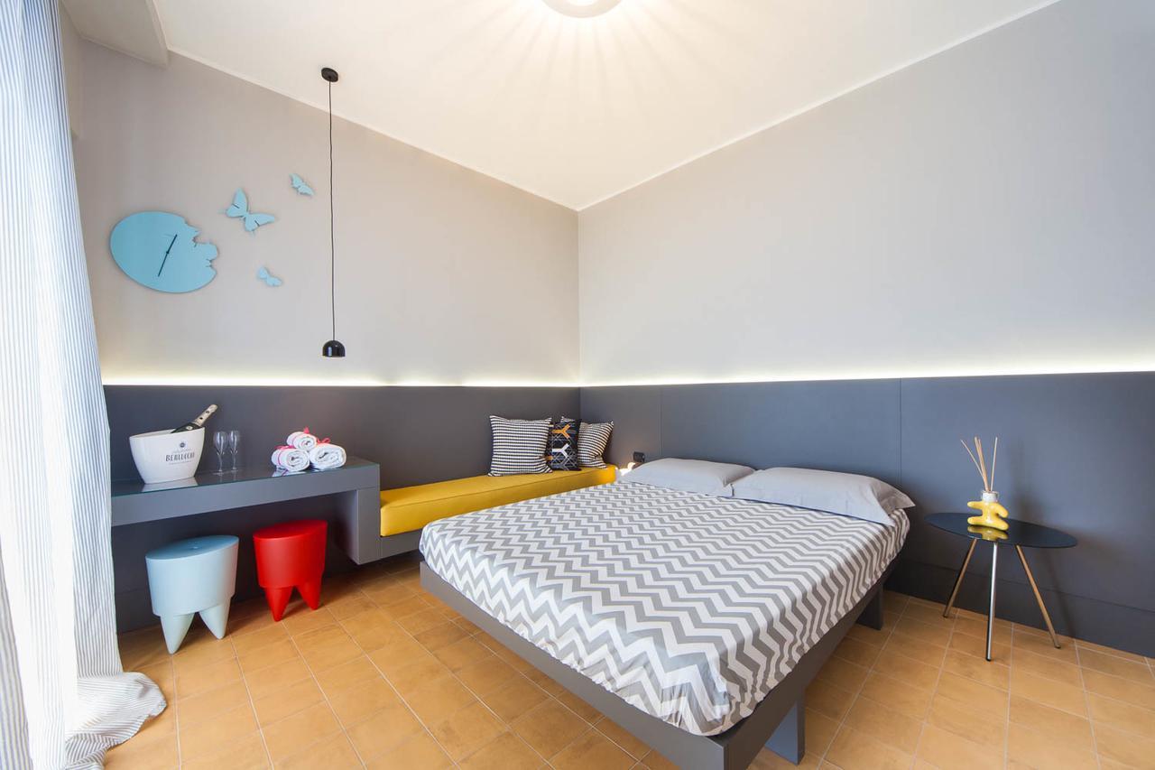 Standard Triple Room Side Sea View