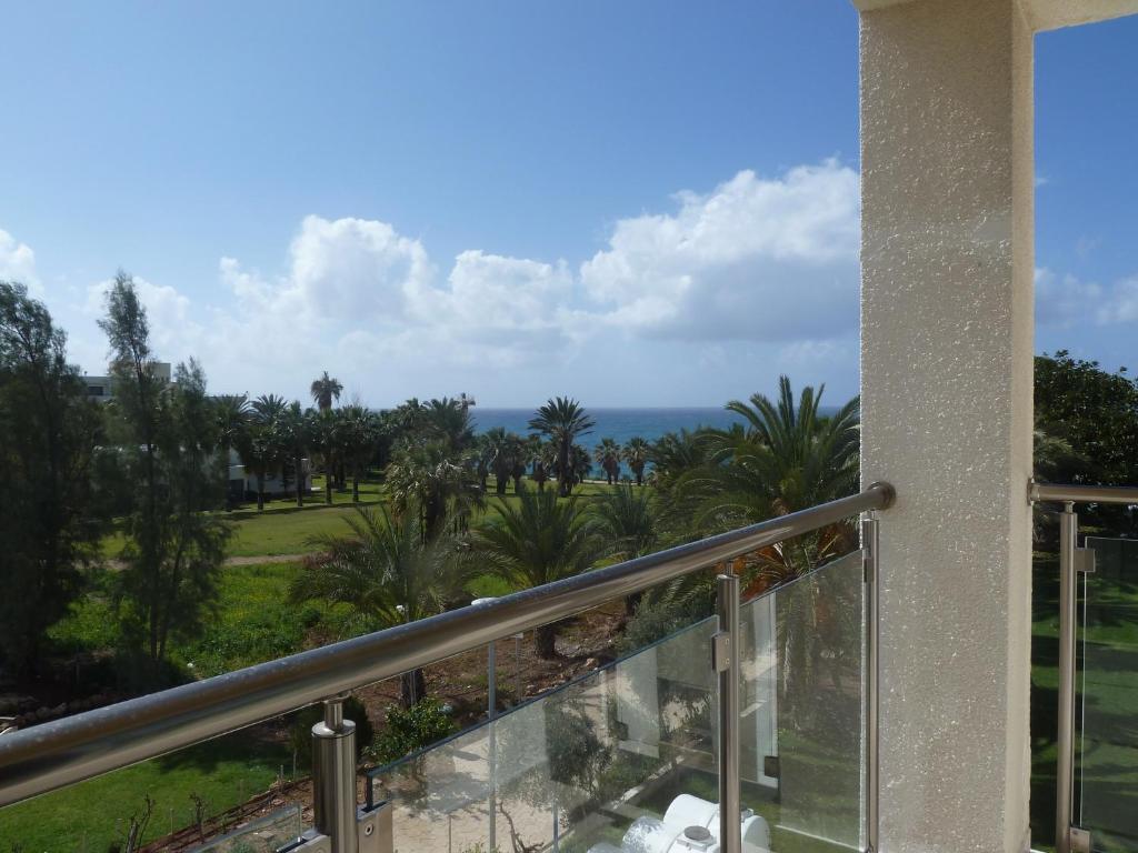 One-Bedroom Apartment Side Sea View,71715845:JPEG