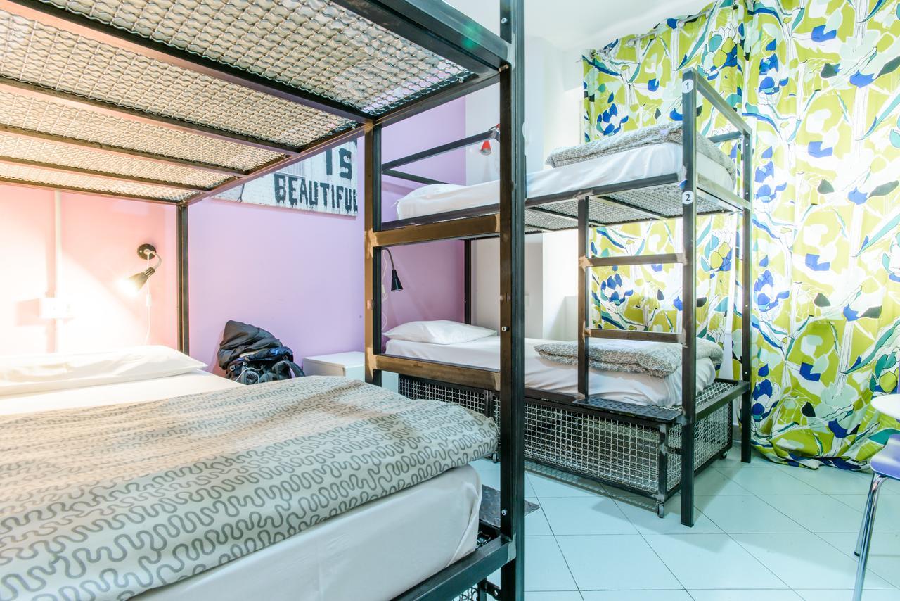 Bed 4-Bed Dormitory Room