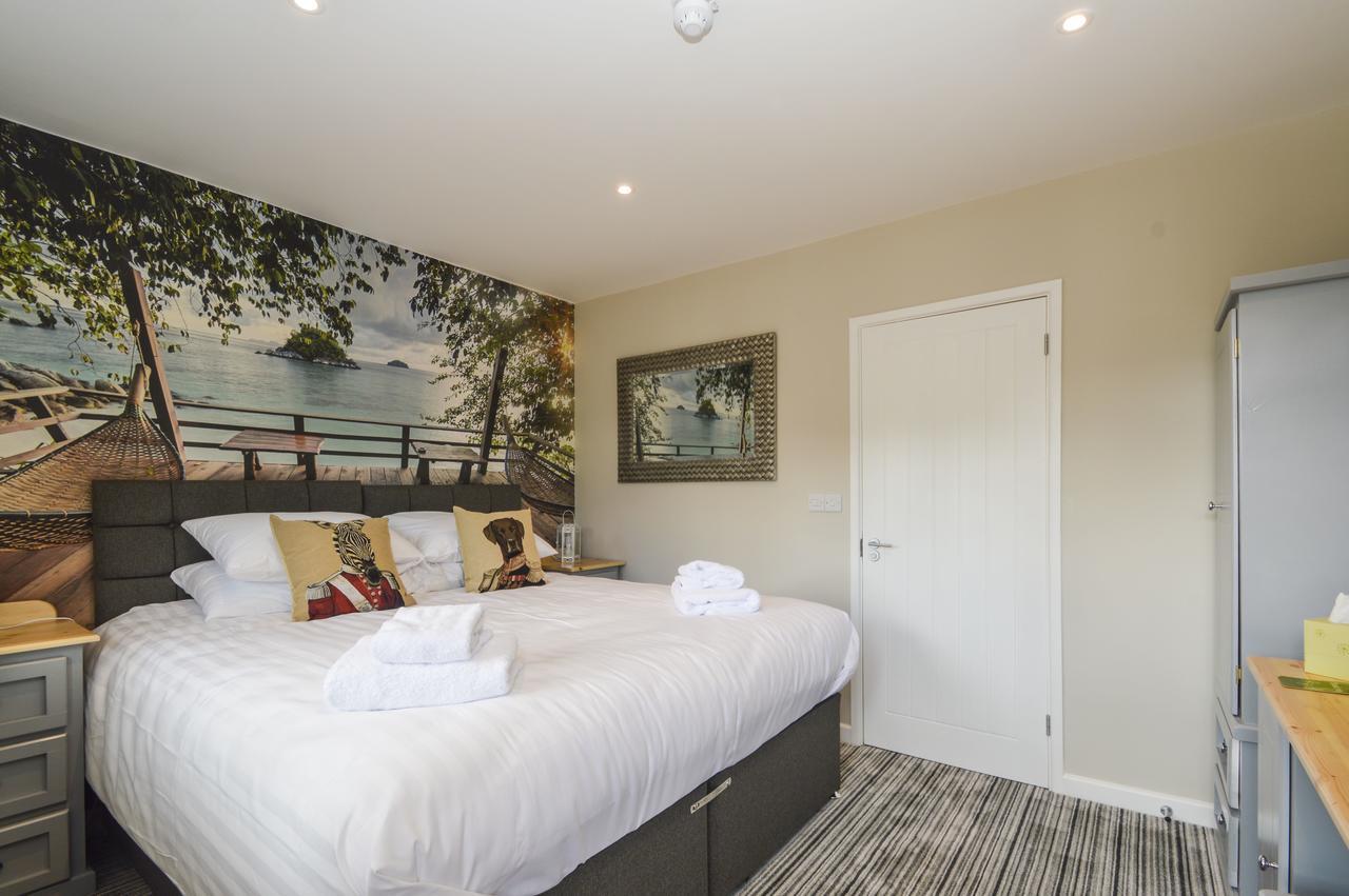 King Room Ensuite Shower