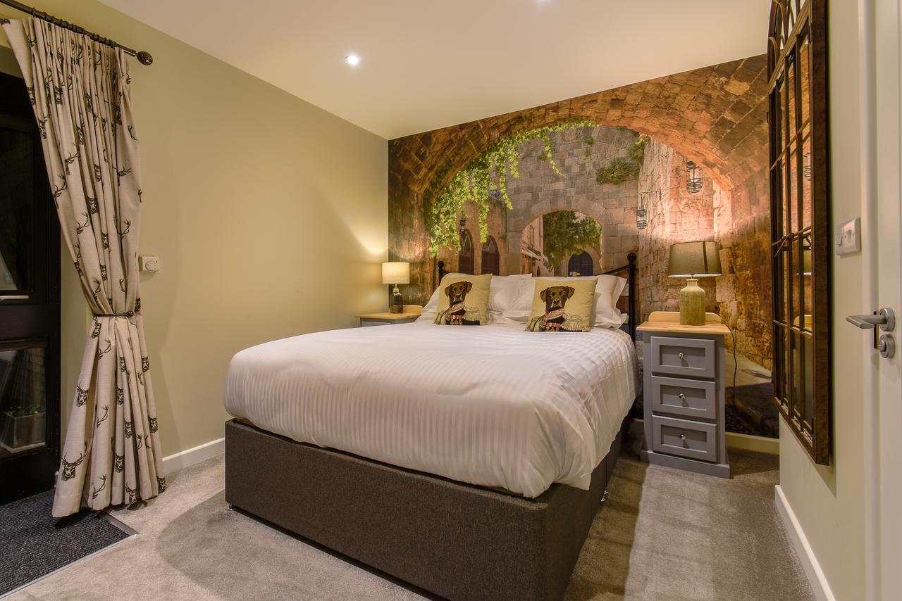King Room Ensuite Shower