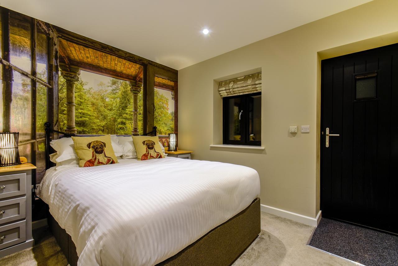 King Room Ensuite Shower