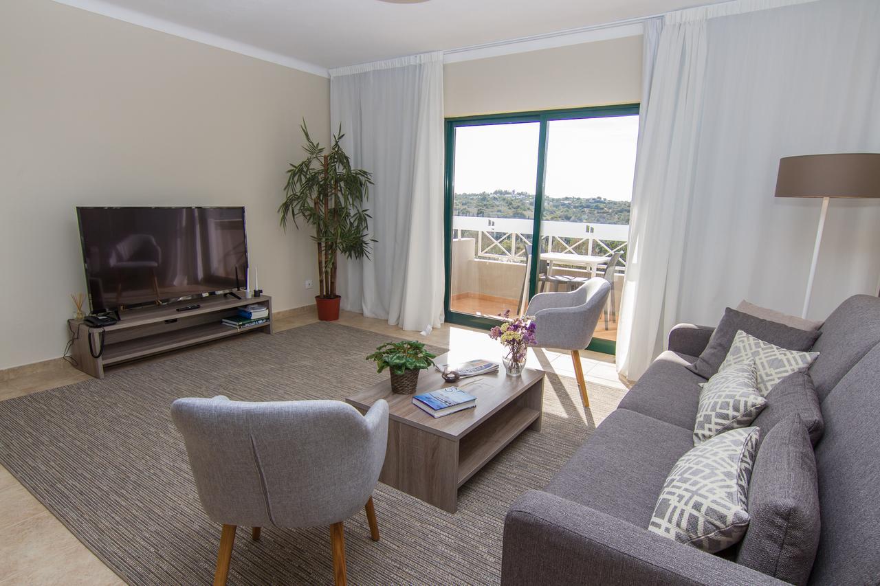 Two-Bedroom Triplex Apartment with Balcony,641039814:JPEG
