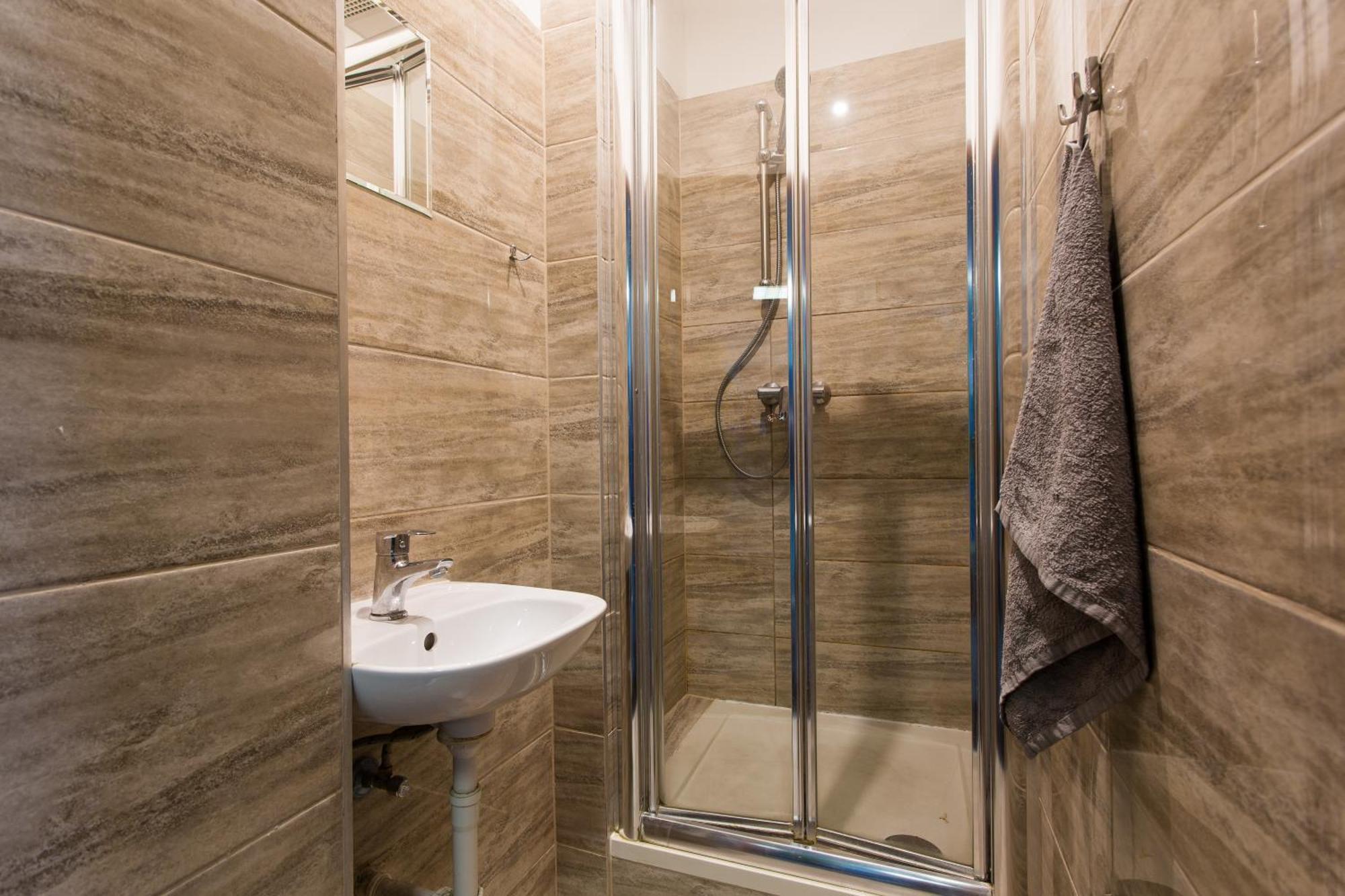 Doppelzimmer mit eigenem Bad