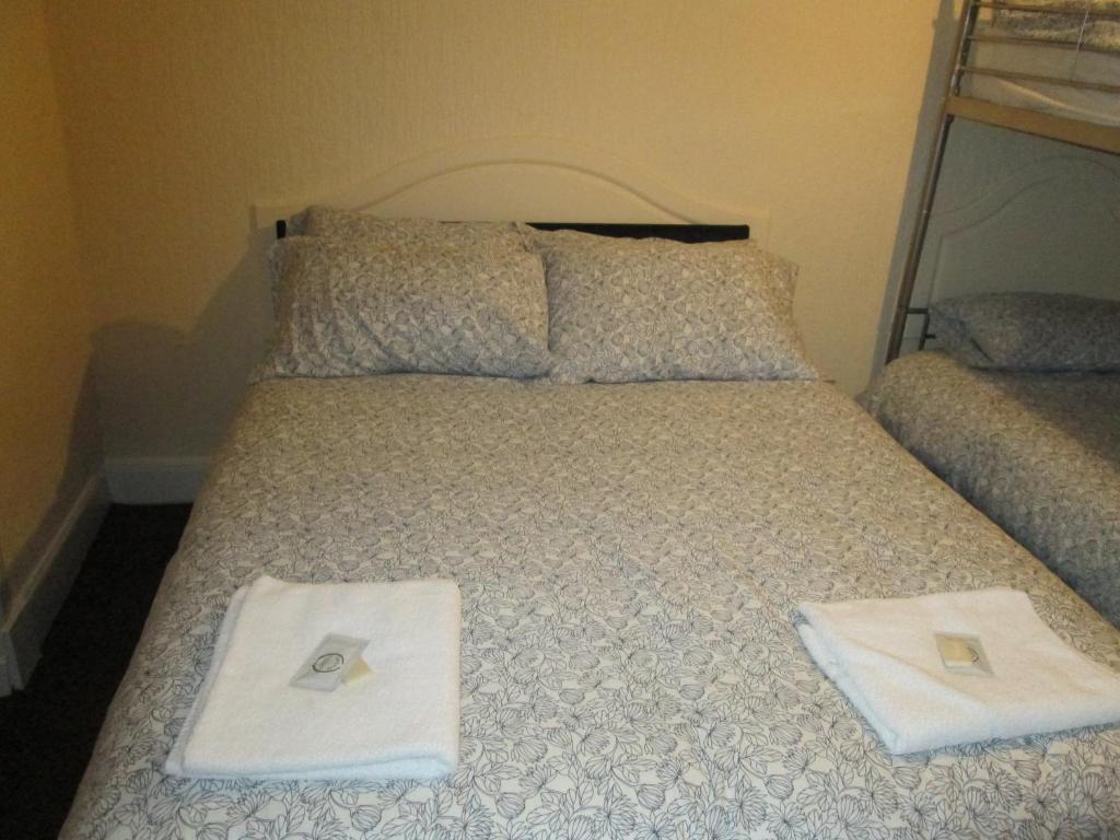 Triple Room,64207789:JPEG