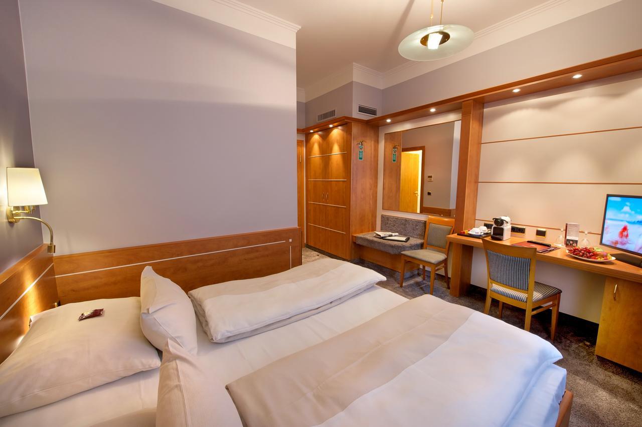 Small Double Room