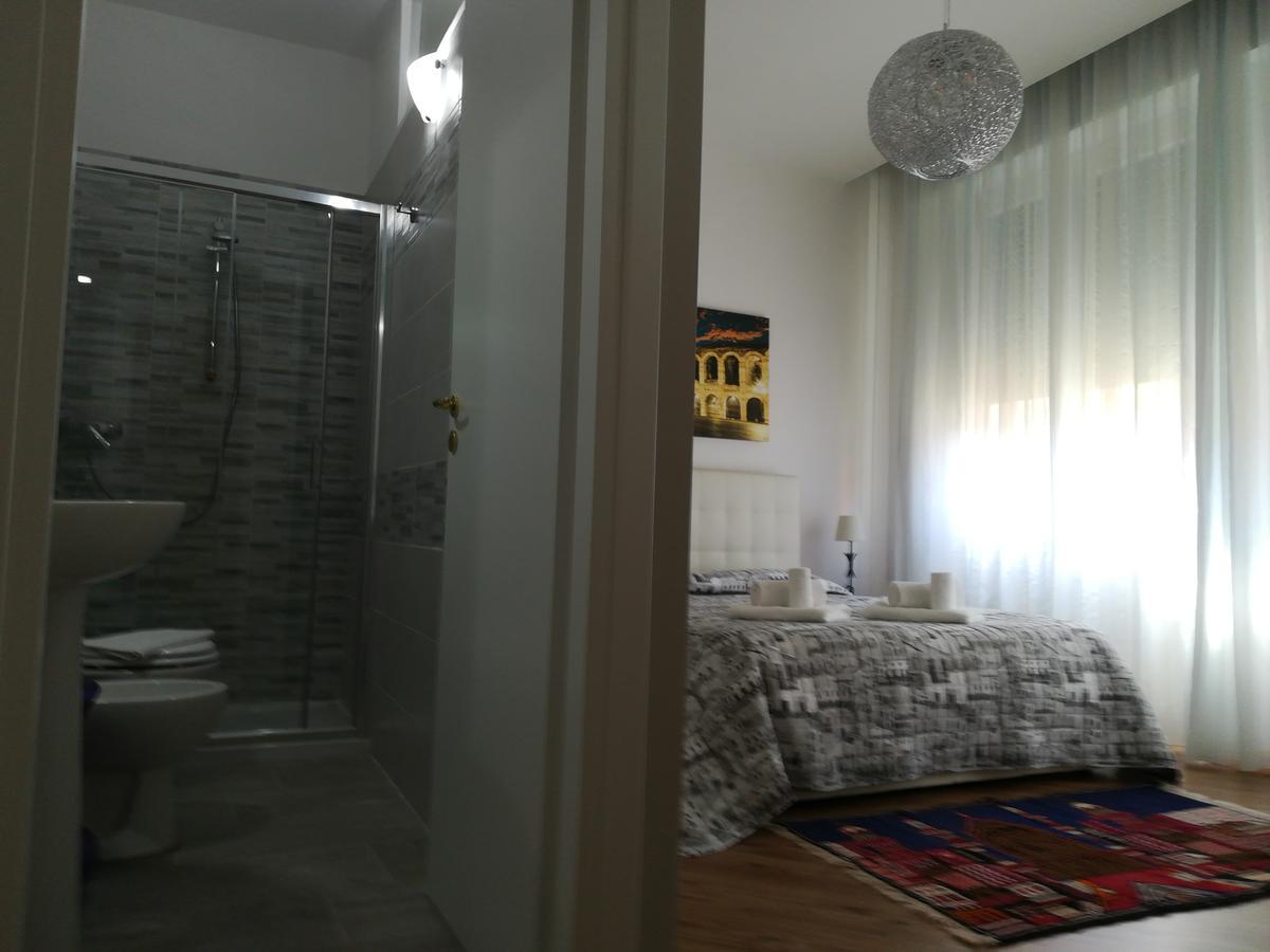 Deluxe Double Room Private Bathroom