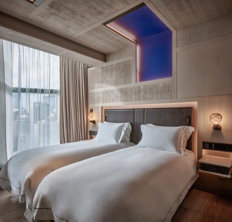 Quarto Deluxe com Cama de Casal ou 2 de Solteiro