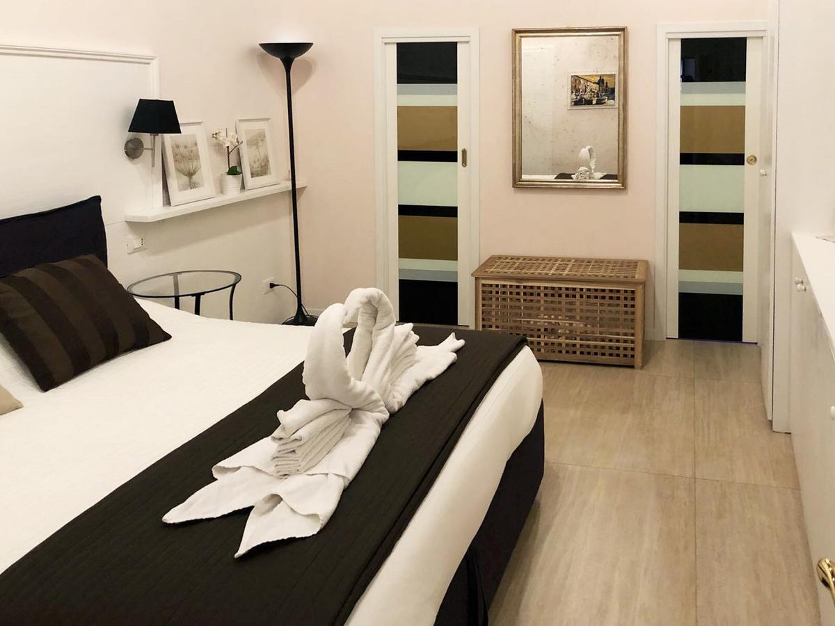 Superior Double or Twin Room,823069601:JPEG