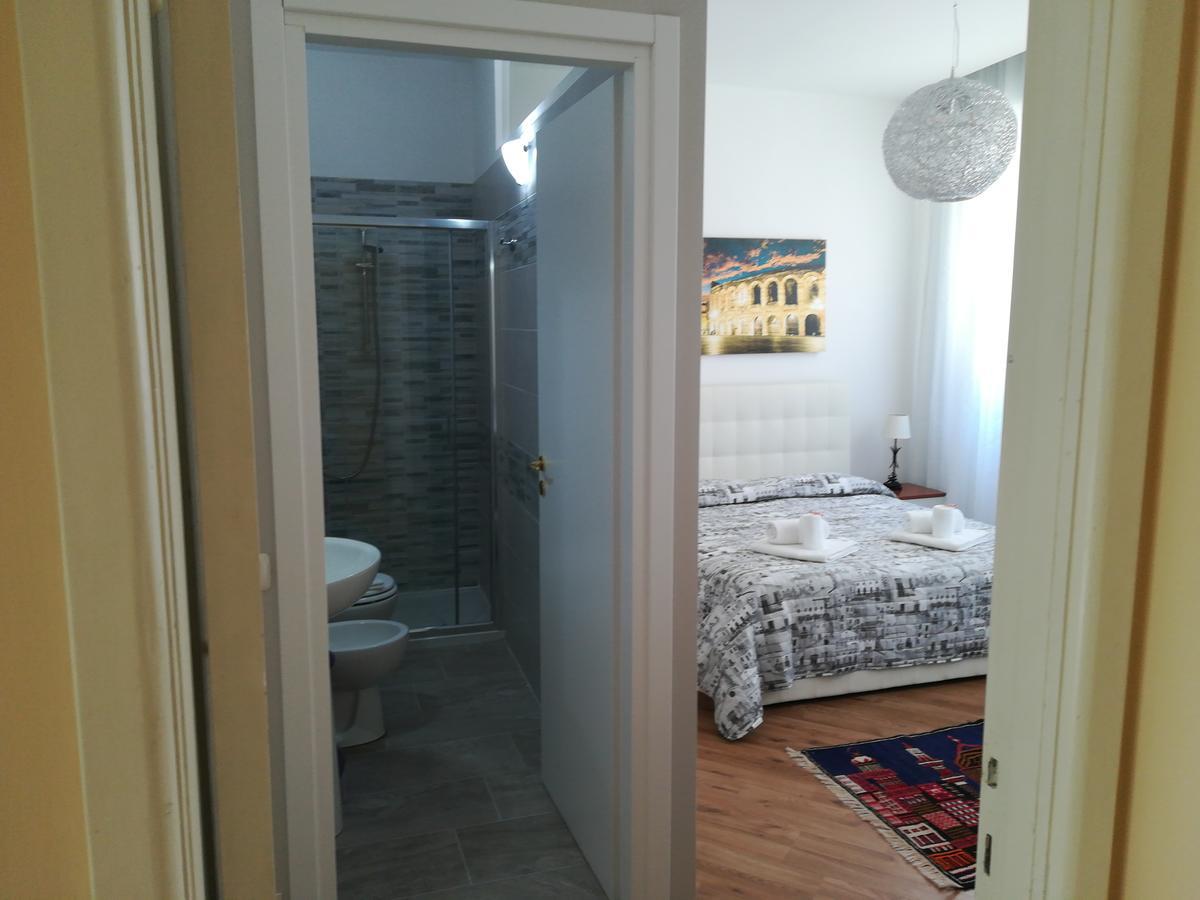 Deluxe Double Room Private Bathroom