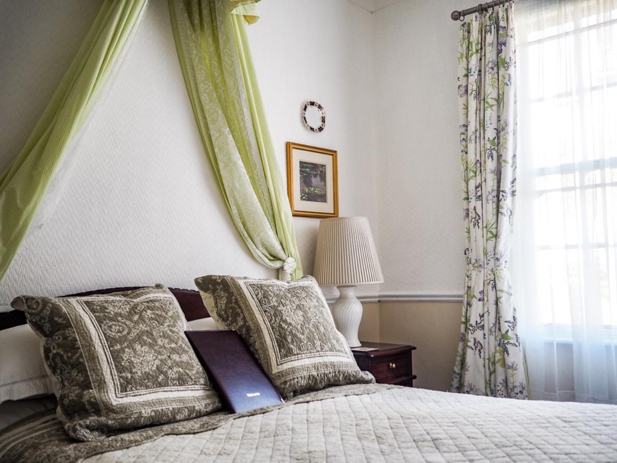 Double Room Bath