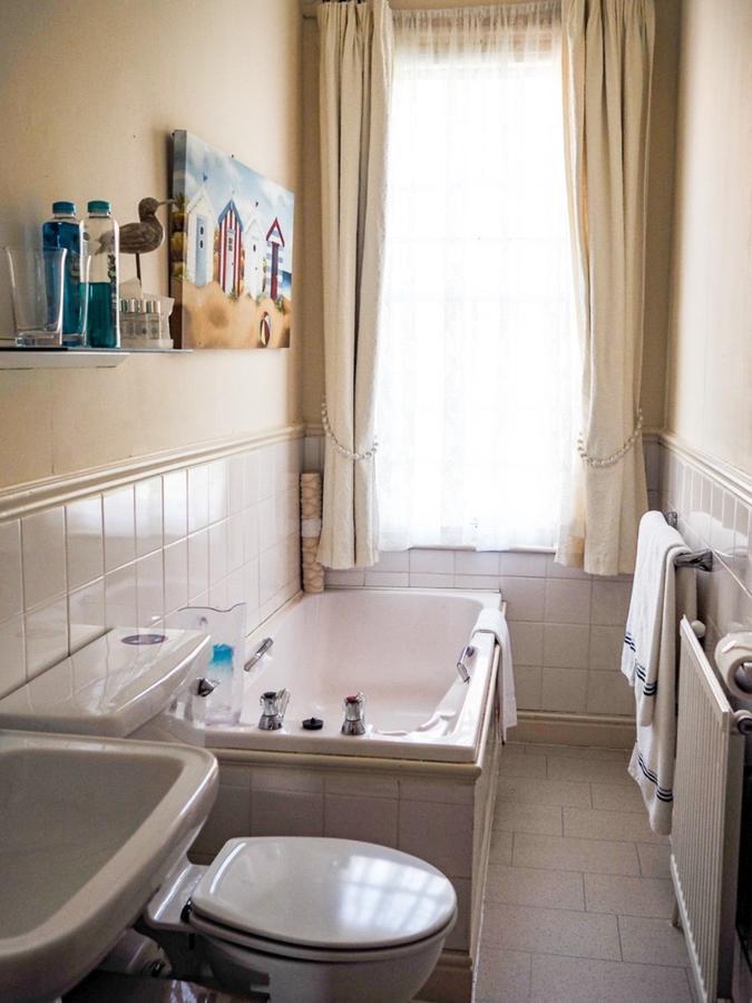 Double Room Bath