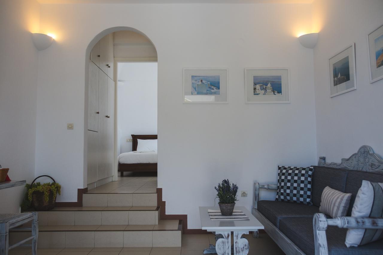 One-Bedroom Apartment Sea View