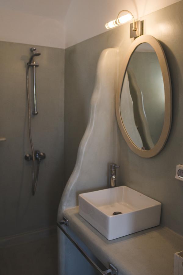 One-Bedroom Apartment Sea View