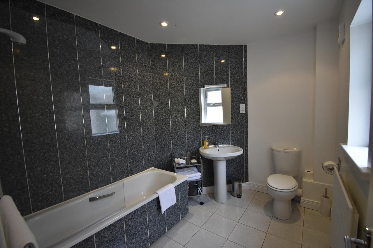 Superior Double or Twin Room,645479151:JPEG