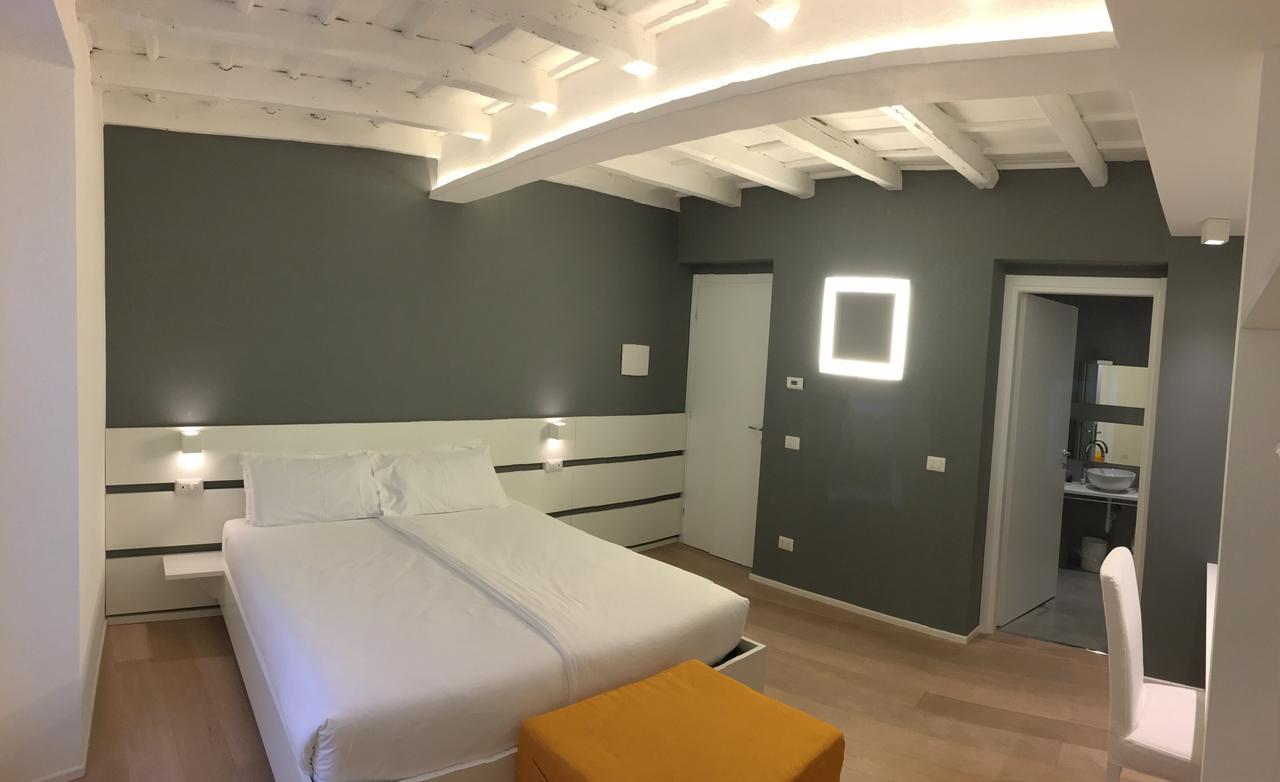 Large Double or Twin Room