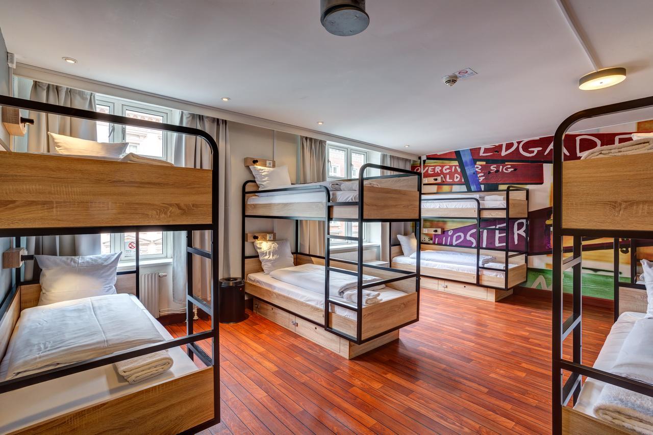 Bed 10-Bed Mixed Dormitory Room